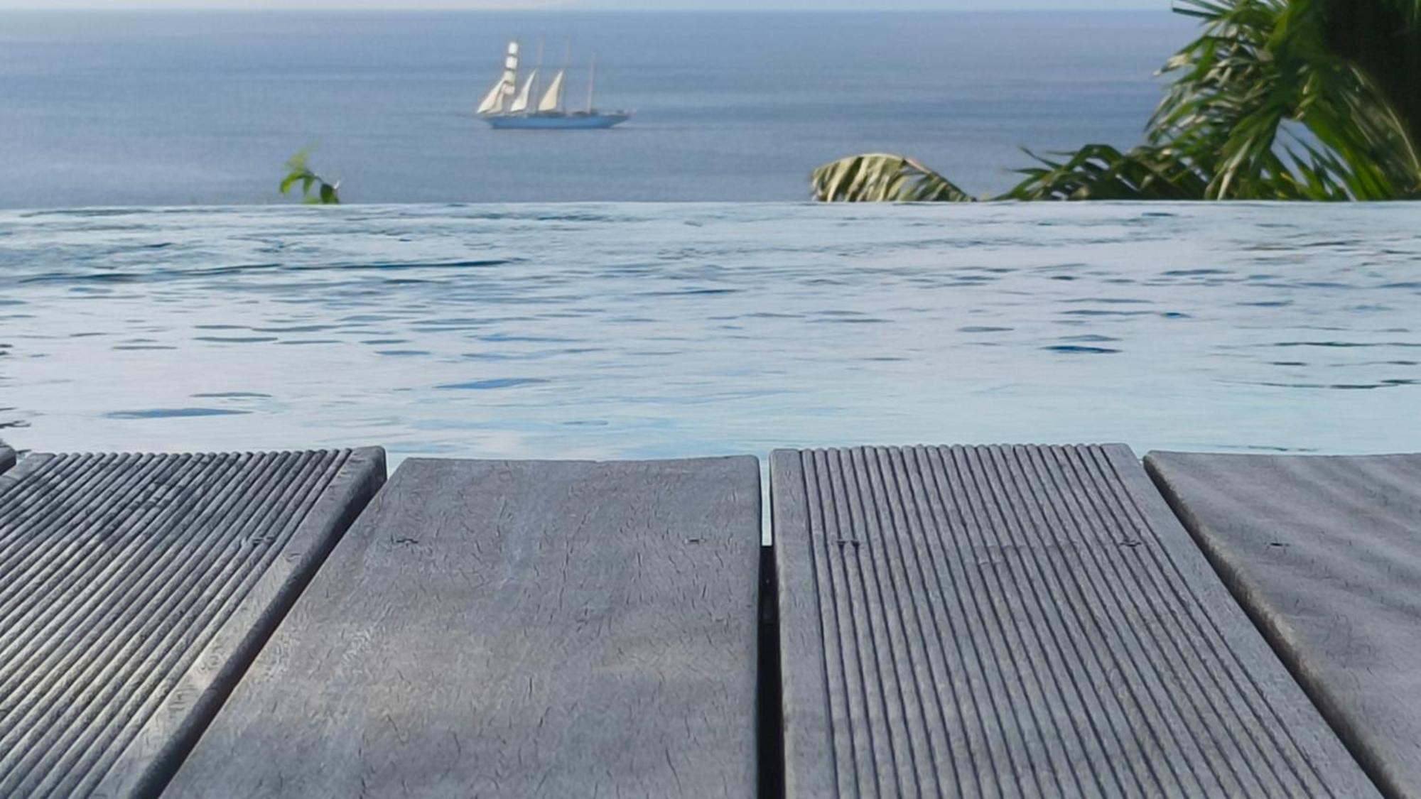 Yékrik-yékrak - Vue Exceptionnelle Sur La Des Caraïbes Villa Deshaies